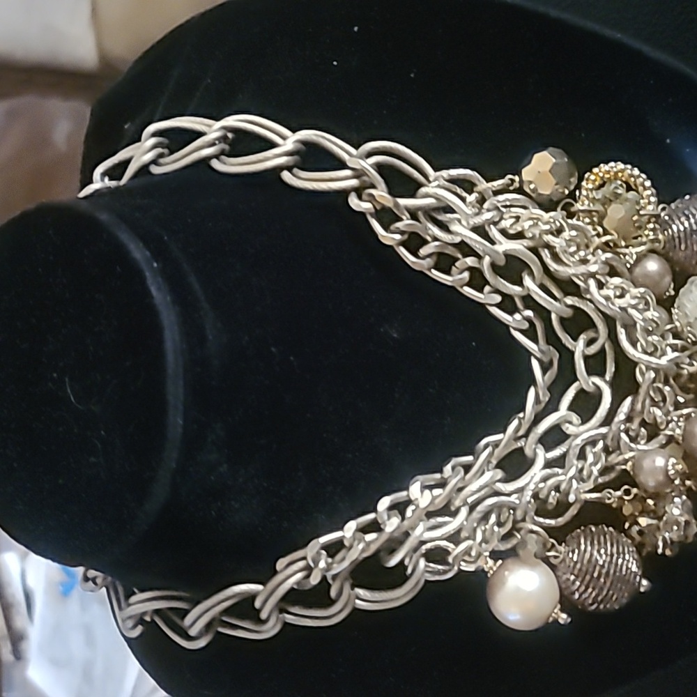 Statement Necklace - Picture 3 of 4
